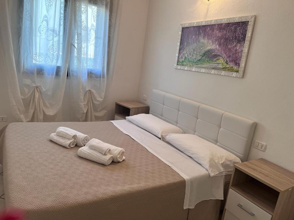 Appartamento Con Piscina Valledoria  Exterior foto